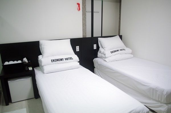 Ekonomy Hotel Nampo Busan Bagian luar foto